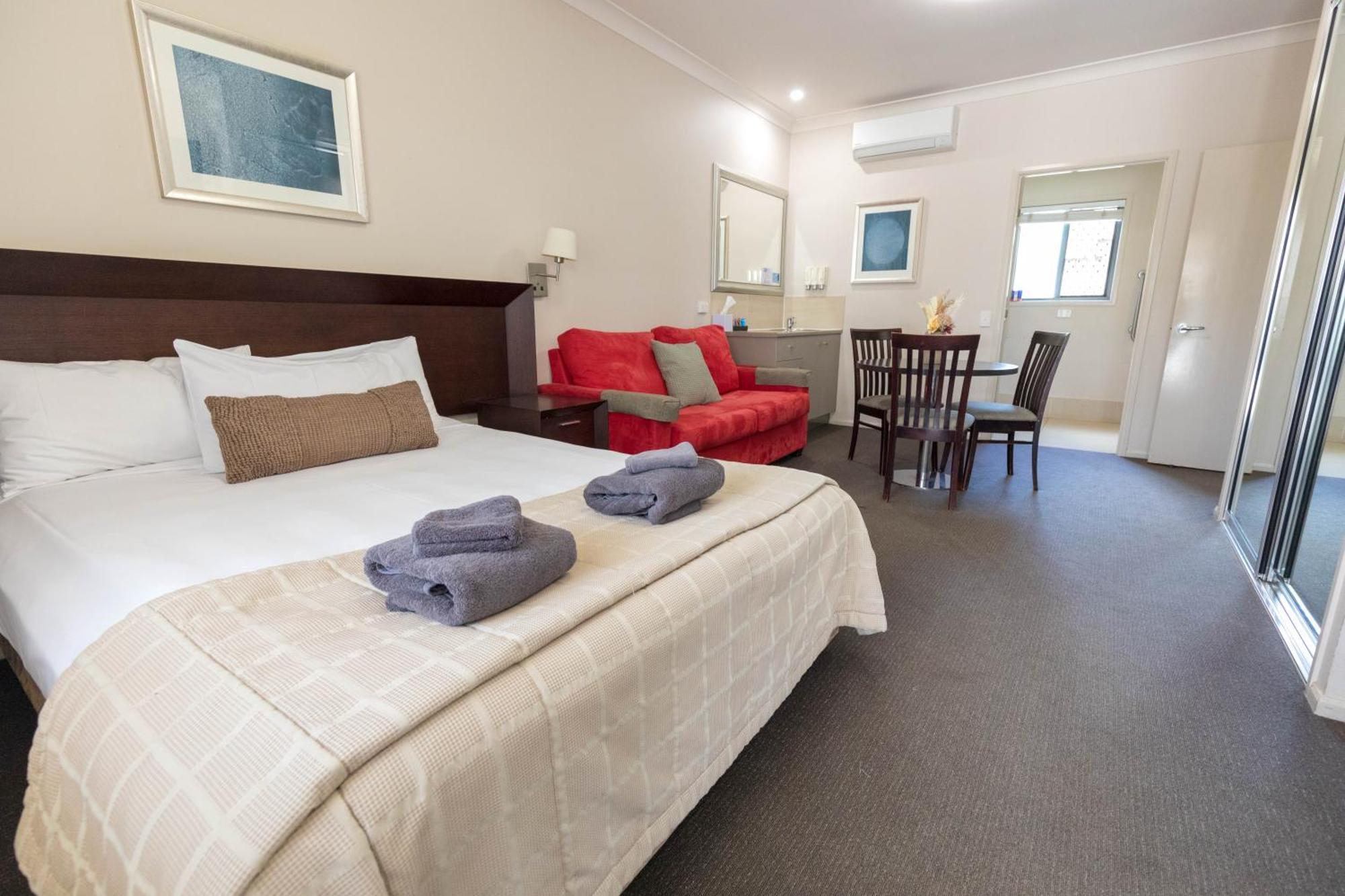 คันทรี่คอมฟอร์ทตูวูมบาโฮเต็ล Motel Highfields ภายนอก รูปภาพ