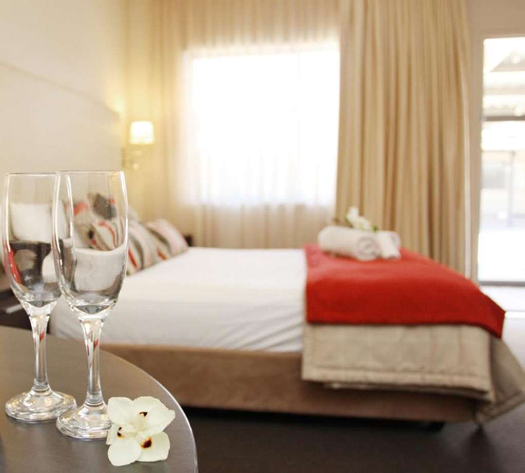 คันทรี่คอมฟอร์ทตูวูมบาโฮเต็ล Motel Highfields ห้อง รูปภาพ